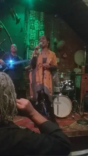 Dee Stone - JACS Oct2018